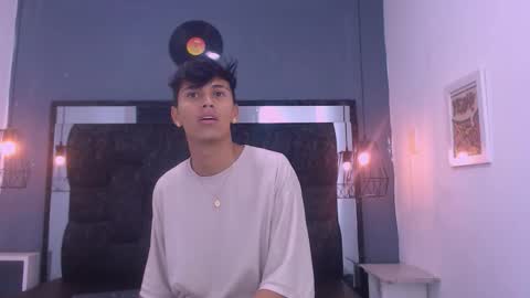 James y Kenet online show from March 2, 2026, 12:01 pm