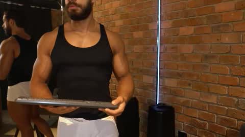 James Axel online show from October 27, 2025, 2:21 pm