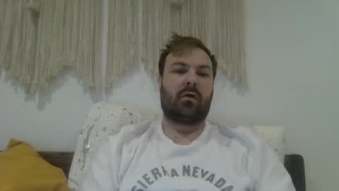 Snapshot of james_heron chatting on December 15, 2025, 8:51 am James Heron online show from December 15, 2025, 8:51 am
