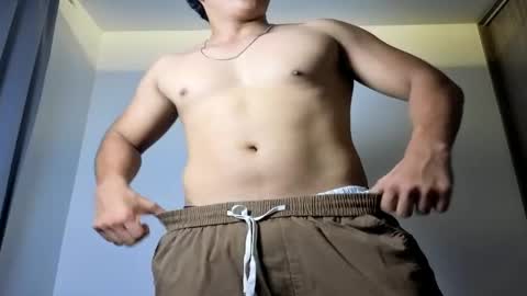 james_silva1 online show from May 9, 2026, 11:54 pm
