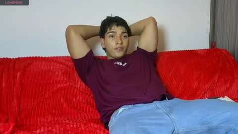 james_silva1 online show from June 8, 2026, 10:54 pm