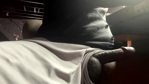 Snapshot of jameshreen chatting on February 14, 2025, 9:32 pm James H online show from February 14, 2025, 9:32 pm