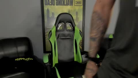 Snapshot of jamesinked_ chatting on December 21, 2024, 3:20 pm Jamesinked online show from December 21, 2024, 3:20 pm