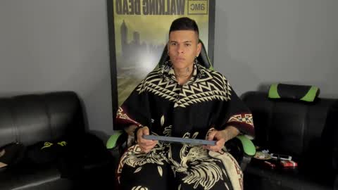 Snapshot of jamesinked_ chatting on December 23, 2024, 4:22 am Jamesinked online show from December 23, 2024, 4:22 am