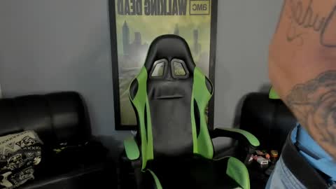 Snapshot of jamesinked_ chatting on December 30, 2024, 4:19 pm Jamesinked online show from December 30, 2024, 4:19 pm