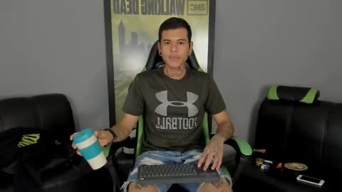 Snapshot of jamesinked_ chatting on February 11, 2025, 9:56 pm Jamesinked online show from February 11, 2025, 9:56 pm