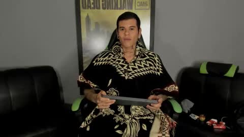 Snapshot of jamesinked_ chatting on February 16, 2025, 5:04 am Jamesinked online show from February 16, 2025, 5:04 am