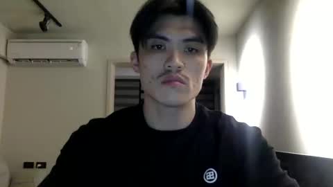 Snapshot of jamesmo820913 chatting on February 7, 2025, 9:47 am jamesmo820913 online show from February 7, 2025, 9:47 am