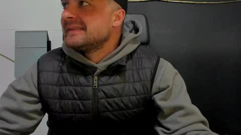 Snapshot of jamesmyersx chatting on April 27, 2026, 4:10 am JamesMyers online show from April 27, 2026, 4:10 am