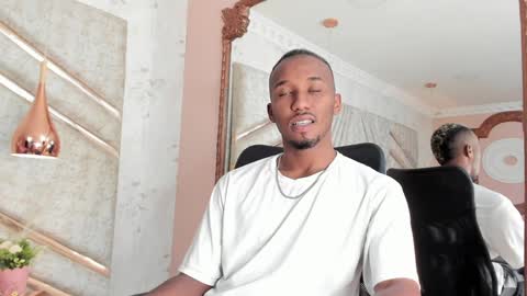 Snapshot of jamesparck chatting on December 27, 2024, 3:37 pm James online show from December 27, 2024, 3:37 pm