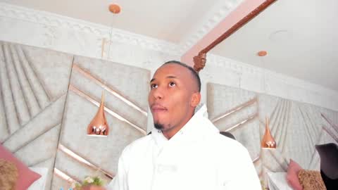 Snapshot of jamesparck chatting on January 3, 2025, 12:30 pm James online show from January 3, 2025, 12:30 pm