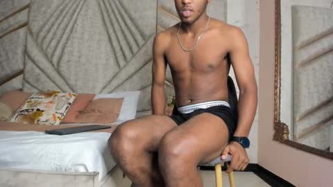 Snapshot of jamesparck chatting on February 12, 2025, 3:27 pm James online show from February 12, 2025, 3:27 pm