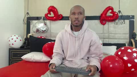 Snapshot of jamesparck chatting on February 13, 2025, 10:12 am James online show from February 13, 2025, 10:12 am