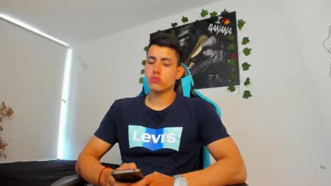 Jamess hott online show from December 17, 2024, 12:54 pm