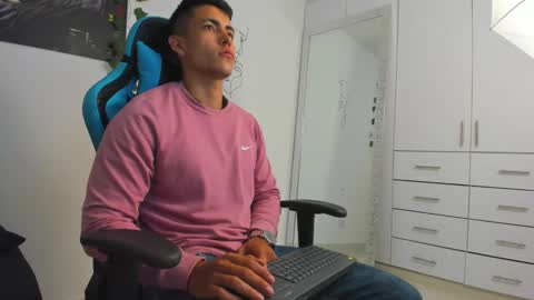 Jamess hott online show from January 6, 2025, 10:35 am