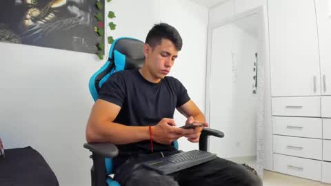 Jamess hott online show from January 14, 2025, 1:17 pm