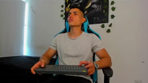 Jamess hott online show from February 3, 2025, 7:10 pm