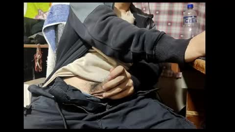 Snapshot of jamessama_0 chatting on March 2, 2025, 8:16 am jamessama_0 online show from March 2, 2025, 8:16 am