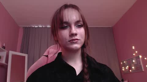 jamie_chung online show from February 9, 2026, 6:06 am