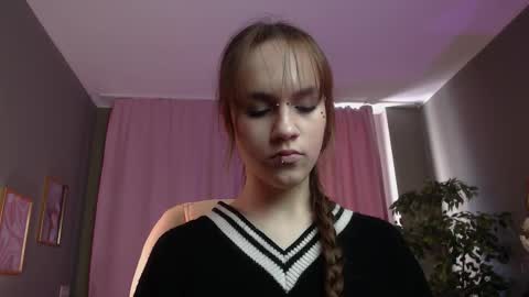 jamie_chung online show from March 15, 2026, 4:07 am