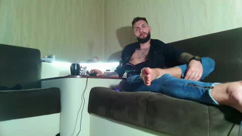 Snapshot of jamienoxus chatting on February 22, 2025, 2:19 pm Robbie online show from February 22, 2025, 2:19 pm