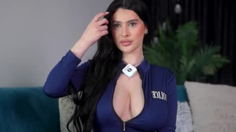 Jami online show from February 18, 2026, 10:22 am