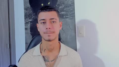 Snapshot of jamzawolf chatting on December 19, 2025, 5:20 pm jamzawolf online show from December 19, 2025, 5:20 pm