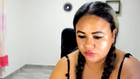 jan_milkhot online show from June 10, 2026, 2:12 am