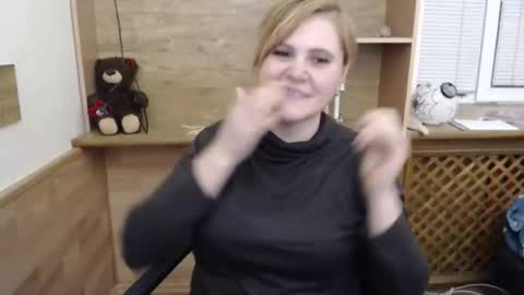 janaloveli online show from April 3, 2026, 5:11 pm