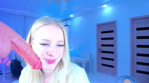 Snapshot of jane__klein chatting on January 4, 2025, 10:24 pm Jenia online show from January 4, 2025, 10:24 pm