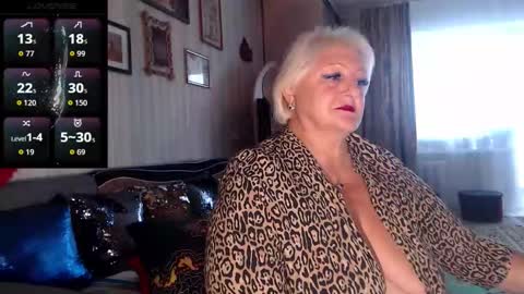 JaneBeech online show from October 9, 2025, 10:46 am