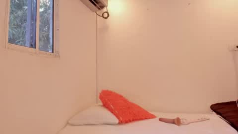 Snapshot of jane_monttgomery chatting on February 28, 2025, 9:12 pm Jane M online show from February 28, 2025, 9:12 pm