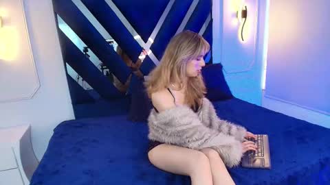 Snapshot of jane_roses0 chatting on February 19, 2026, 1:29 pm Jane online show from February 19, 2026, 1:29 pm