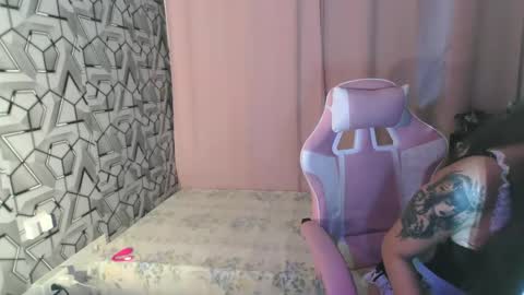 janeliciouse online show from June 9, 2026, 7:03 pm