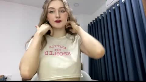 Janie online show from April 1, 2026, 4:59 pm