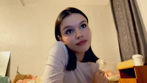 Snapshot of janethcensky chatting on November 30, 2025, 2:32 pm Aleksia online show from November 30, 2025, 2:32 pm