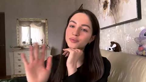 Kiki online show from February 23, 2026, 9:28 am