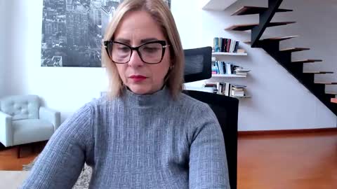 JANE TURNER MILF online show from March 4, 2025, 1:28 pm
