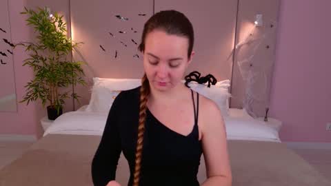 Jane online show from November 4, 2025, 2:43 am