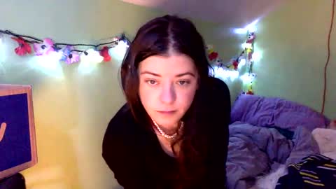 janicepepper online show from December 9, 2024, 8:44 am