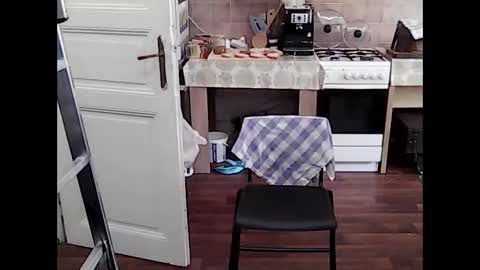mature-man online show from May 8, 2026, 1:49 pm
