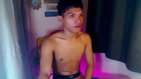 janlloyd04 online show from March 7, 2026, 3:14 am