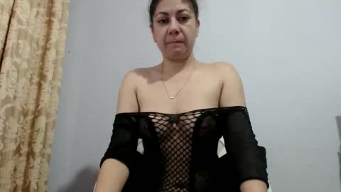 janne online show from December 1, 2025, 7:57 am