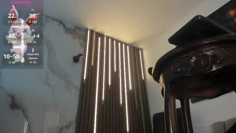 jannie_sexx online show from May 18, 2026, 1:39 pm