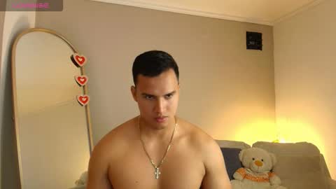 janomar01 online show from March 22, 2026, 8:01 pm