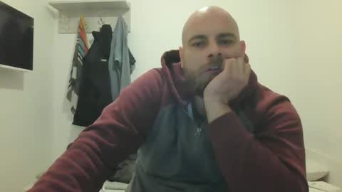 januszcygan online show from October 16, 2025, 12:33 am