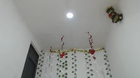 Monik online show from March 4, 2025, 1:06 pm