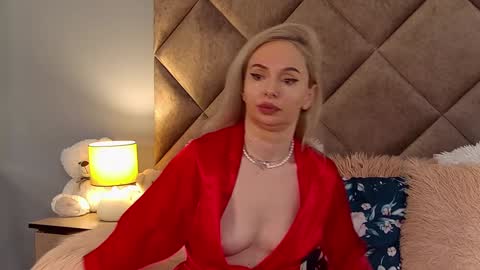 jaquelinemerlot online show from December 3, 2024, 7:32 am