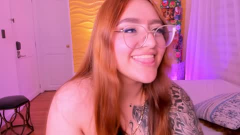 Snapshot of jasmiinevans chatting on December 5, 2024, 10:12 pm Jasmin Evans online show from December 5, 2024, 10:12 pm