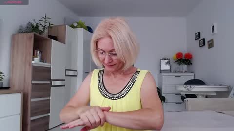 Jasmin room for people 40 online show from October 5, 2025, 12:36 pm